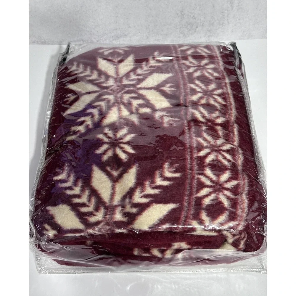 Biederlack Cuddle Wrap Blanket Snowflakes